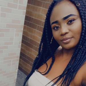 Femme gabonaise de 34 ans de Lyon 